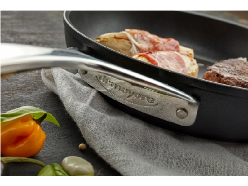 Non-stick frying pan  DEMEYERE ALU PRO 5 40851-024-0 - 24 CM 40851-024-0 – DEMEYERE Съдове за готвене