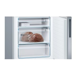 Bosch Serie 6 KGE49AICA fridge-freezer Freestanding 419 L C Stainless steel