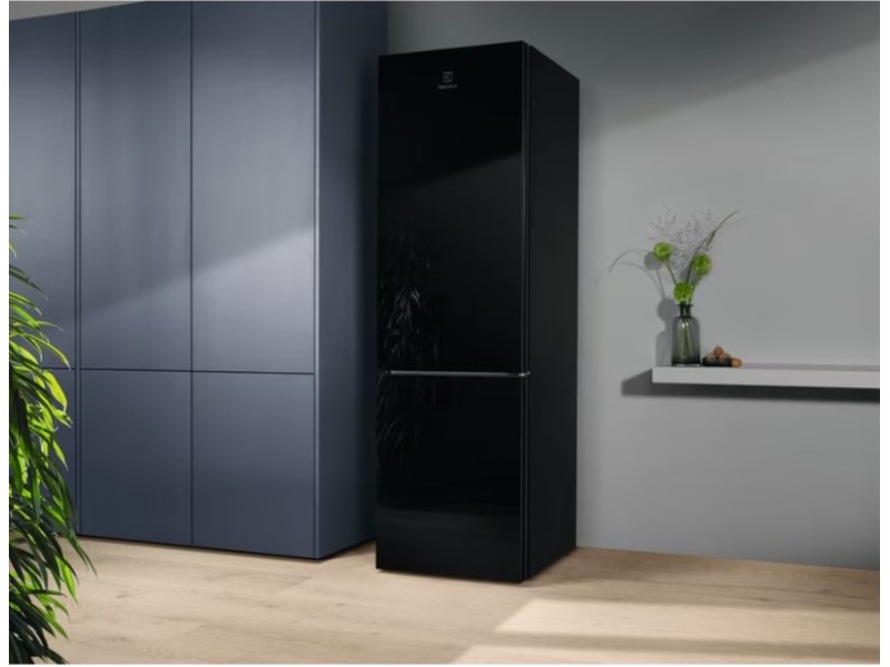 Refrigerator-freezer ELECTROLUX LNT7ME36K2 LNT7ME36K2 – Electrolux Хладилници