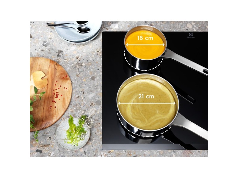 Electrolux EIV734 Black Built-in 68 cm Zone induction hob 4 zone(s) EIV734 – Electrolux Котлони за вграждане