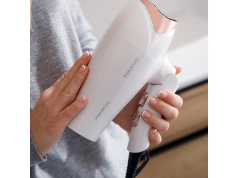 Taurus STUDIO 2500 IONIC hair dryer 2400 W White 900116000 – taurus Грижа за косата