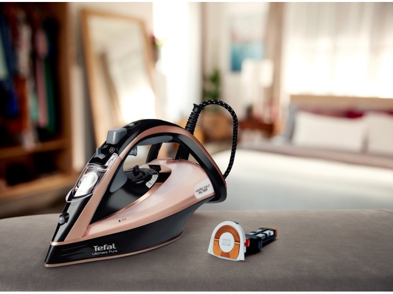 Tefal Ultimate Pure FV9845 iron Dry & Steam iron Durilium Autoclean soleplate 3200 W Black, Copper FV9845E0 – Tefal За гладене