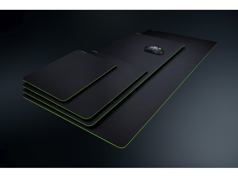 Razer Gigantus V2 - Medium Gaming mouse pad Black, Green RZ02-03330200-R3M1 – Razer Геймърски падове