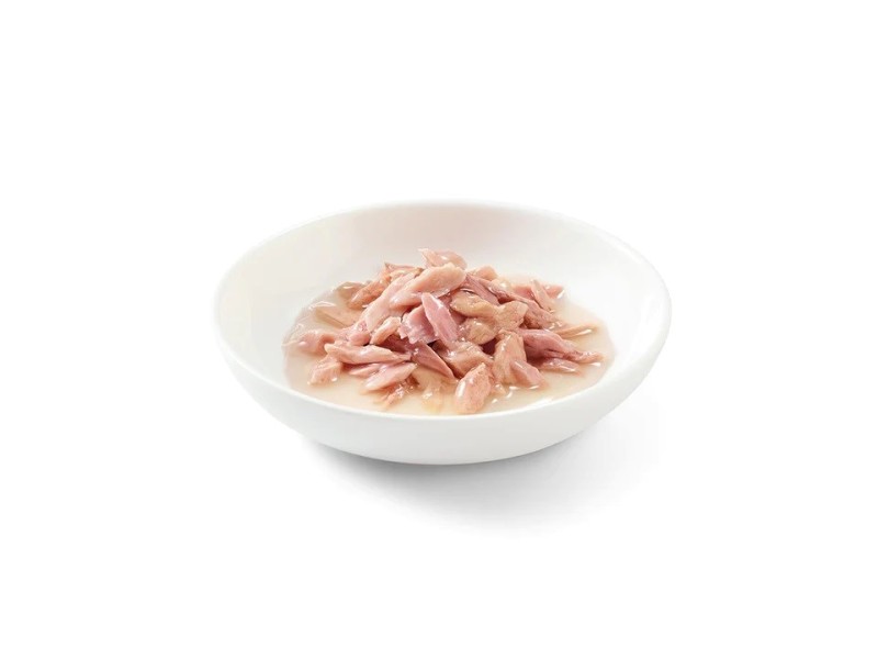 SCHESIR in cooking water Tuna - wet cat food - 85 g DLKAPFKAM0014 – Agras Pet Foods Храна за котки
