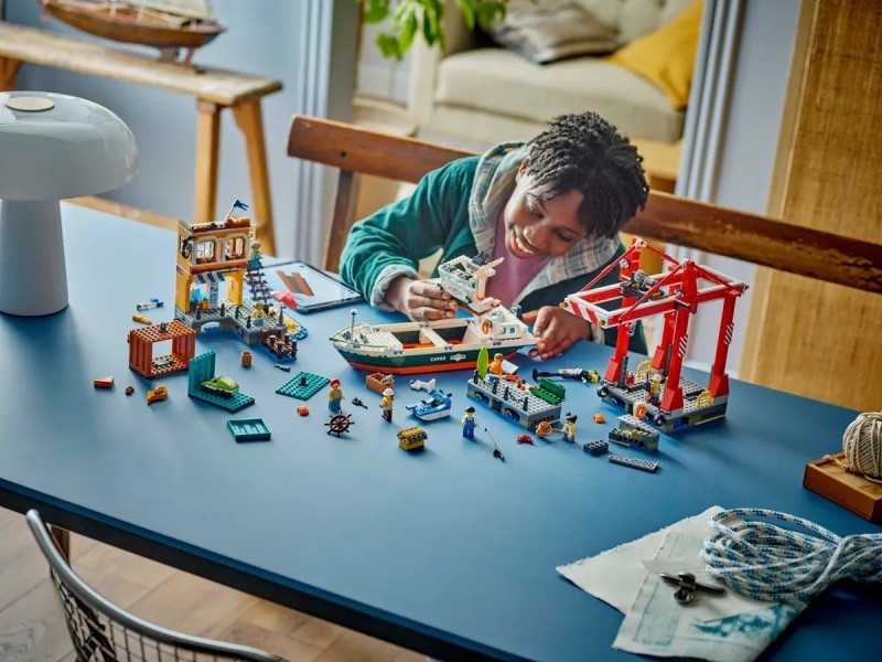 LEGO CITY 60422 Seaside Harbour with Cargo Ship 60422 – Lego Конструктори