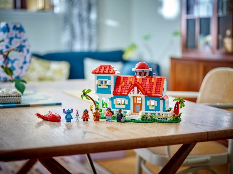 LEGO DISNEY 43268 Lilo and Stitch Beach House 43268 – Lego Конструктори