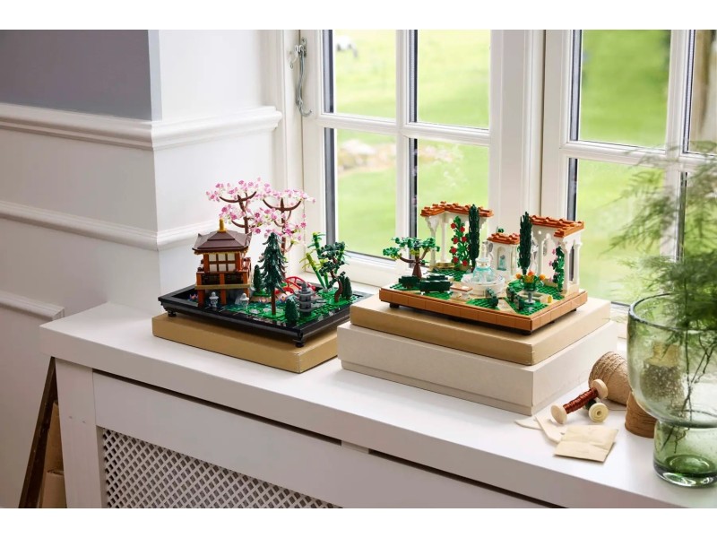 LEGO ICONS 10359 Fountain Garden 10359 – Lego Конструктори