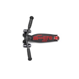 Maxi Micro Deluxe Pro LED scooter Black Red