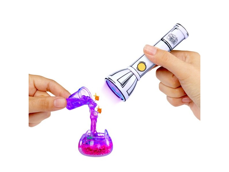 фенер MGA UV Lamp Бял (1 броя)