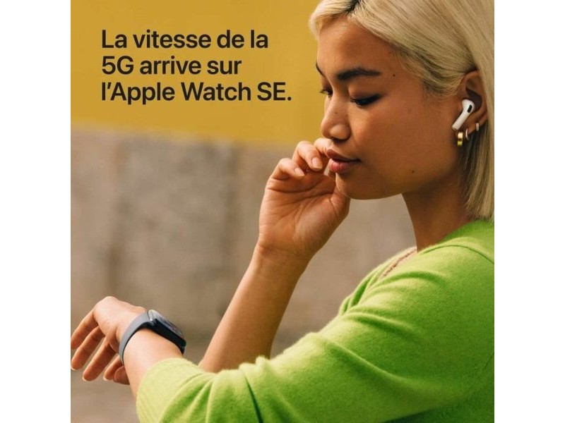 Смарт часовник Apple Бежов Ø 44 mm