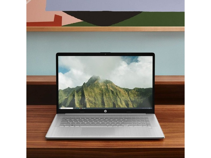 Лаптоп HP 9R872EA 17,3