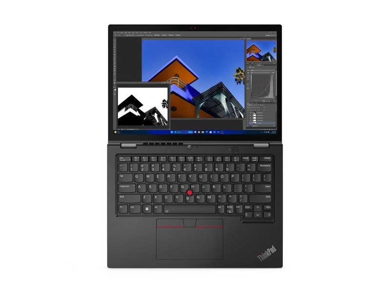 Лаптоп Lenovo 21LM001SSP 13,3
