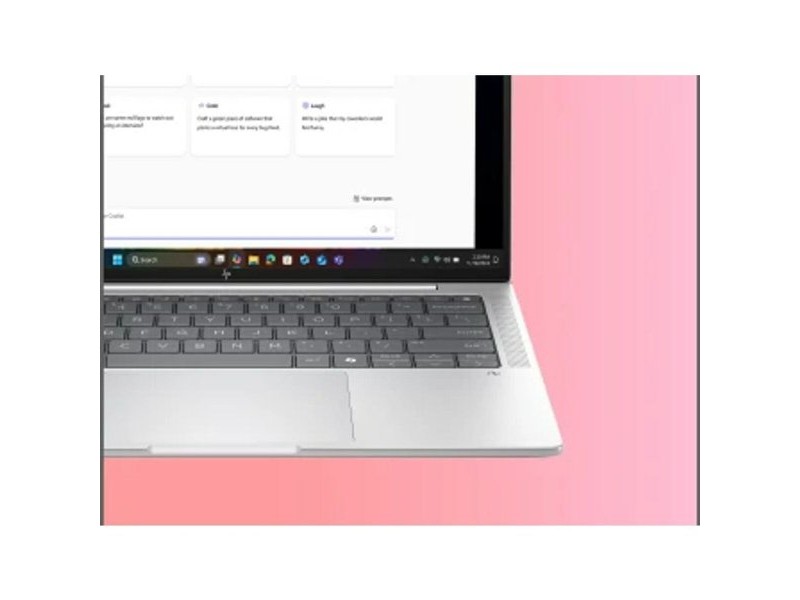 Лаптоп HP B9ZY3ET 1 TB SSD