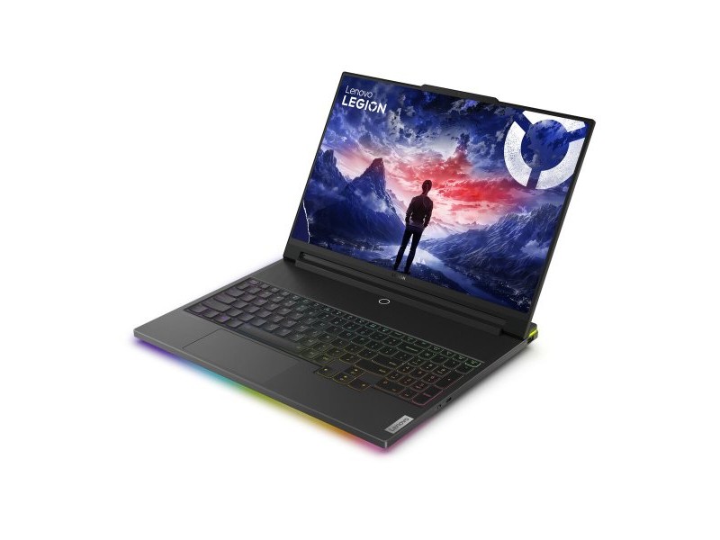 Лаптоп Lenovo 83EY003ASP 18