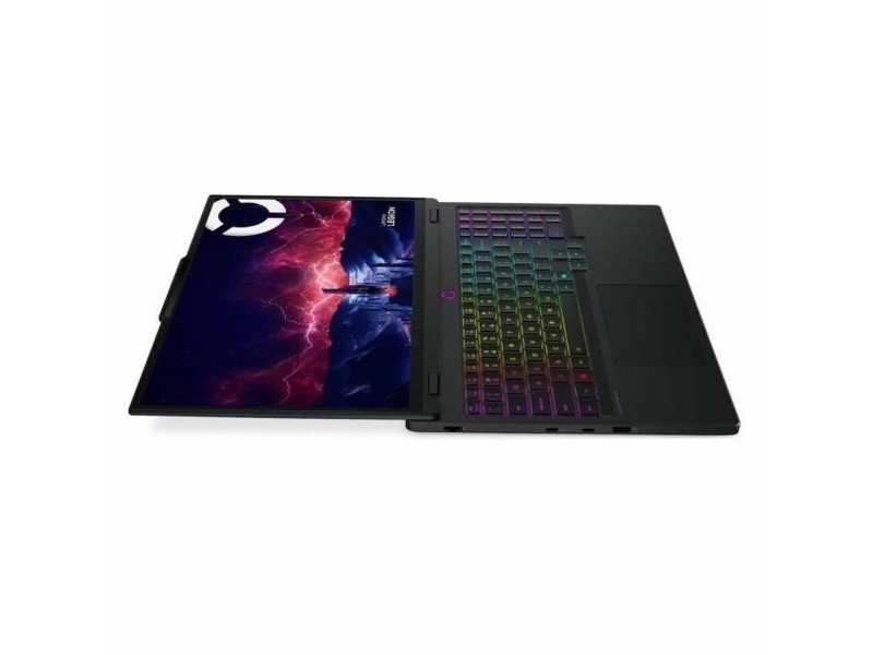Лаптоп Lenovo 32 GB RAM 512 GB SSD geforce rtx 5060