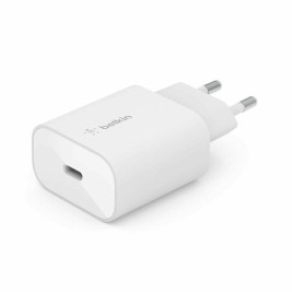 Зарядно за стена Belkin WCA004vfWH Бял 25 W