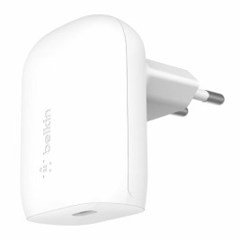Зарядно за стена Belkin WCA005VFWH Бял
