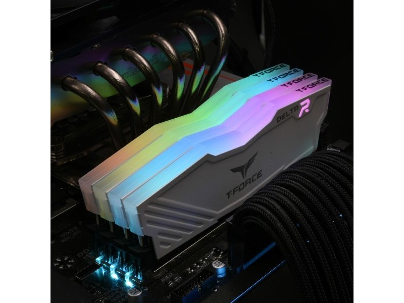 RAM памет Team Group TF4D432G3200HC16FDC01 32 GB DDR4 3200 MHz CL16 RAM памет Team Group TF4D432G3200HC16FDC01 32 GB DDR4 3200 MHz CL16