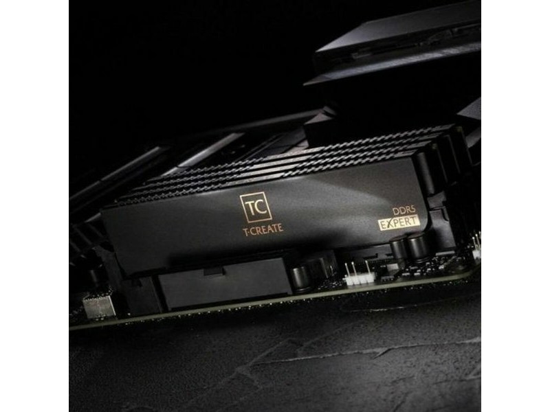 RAM памет Team Group CTCED532G6000HC30DC01 32 GB DDR5 SDRAM DDR5 6000 MHz