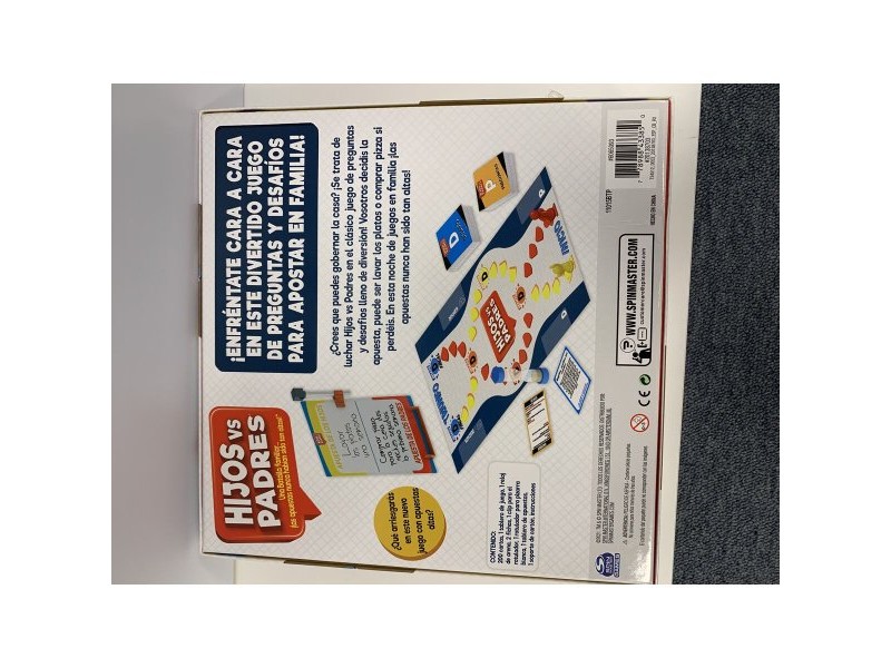 Настолна игра Spin Master Hijos vs Padres 206 Части 26,99 x 26,99 x 5,4 cm