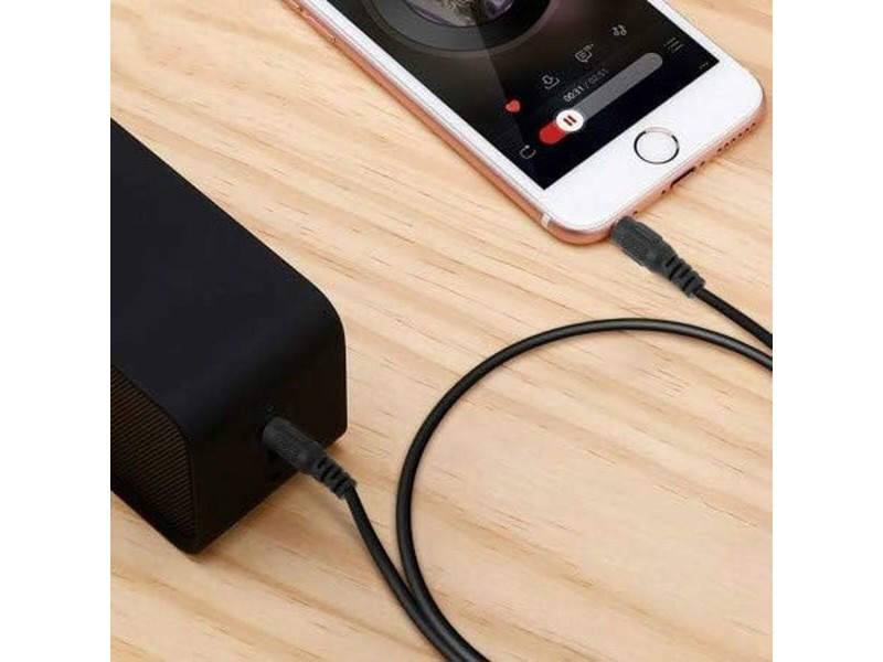 Аудио кабел с жак (3,5 mm) към 2 RCA кабел Akashi ALTJ 35 B 1 m Черен