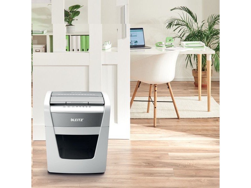 Шредер за хартия Leitz IQ Autofeed 50X P4 20 L
