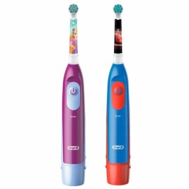 Електрическа четка за зъби Oral-B Kids