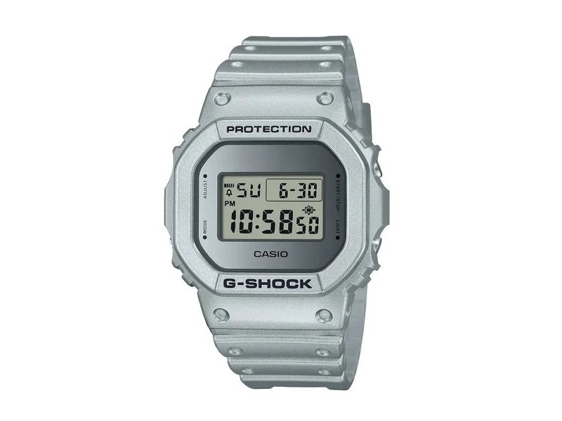 Мъжки часовник Casio DW-5600FF-8ER
