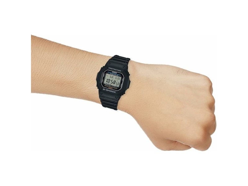Мъжки часовник Casio G-Shock DW-5600UE-1ER (Ø 42,5 mm)