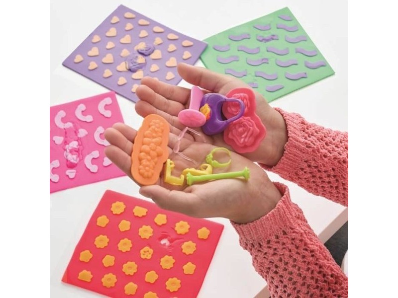 Игра от Пластелин Play-Doh Barbie FLowers & Florals Многоцветен