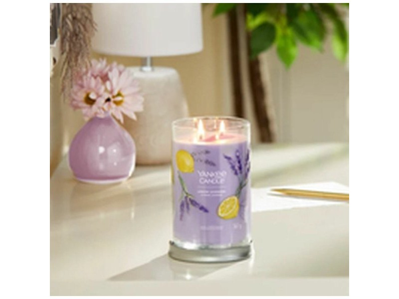 Ароматизирана Свещ Yankee Candle 1630038E Лилав Ароматизирана Свещ Yankee Candle 1630038E Лилав