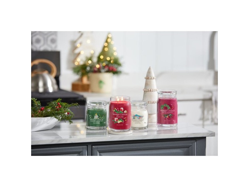 Ароматизирана Свещ Yankee Candle Holiday Cheer 567 g