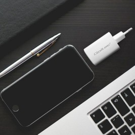 Зарядно за стена Qoltec 50765 Бял 65 W