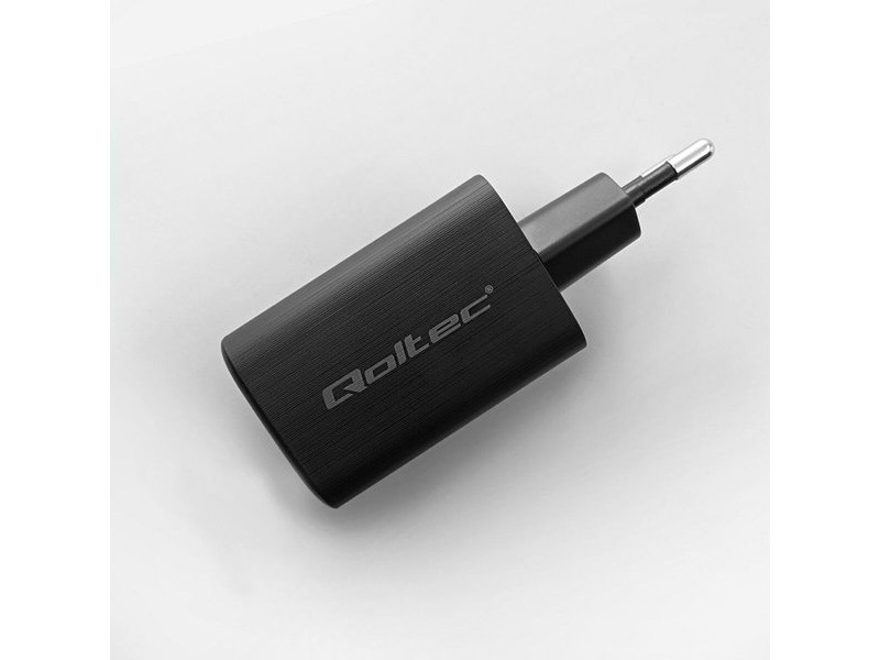 Зарядно за стена Qoltec 50766 Черен