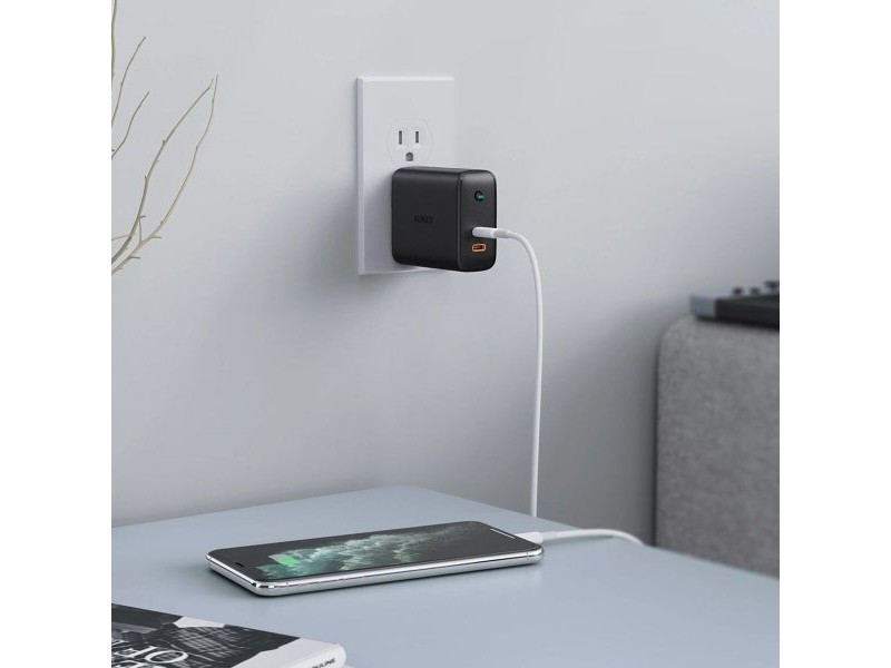 Зарядно за стена Aukey PA-D2 Черен 36 W