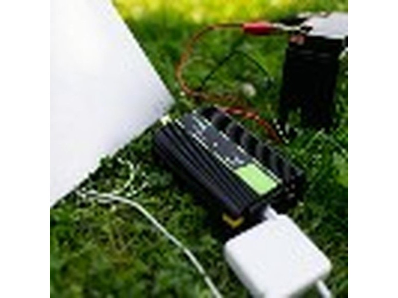 Преносим трансформатор за кола Green Cell INV04DE 500 W 230 V