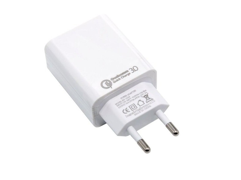 Зарядно за стена Xtar DBS15Q Бял