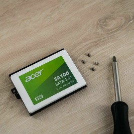 Твърд диск Acer SA100 240 GB SSD
