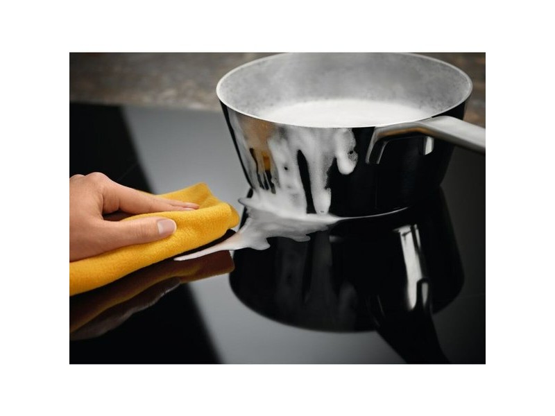 Индукционен Котлон Electrolux