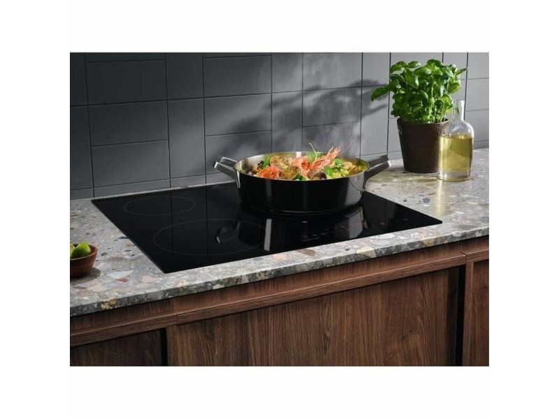 Индукционен Котлон Electrolux CIT60331CK 60 cm 7350 W