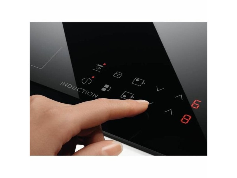Индукционен Котлон Electrolux CIT60331CK 60 cm 7350 W