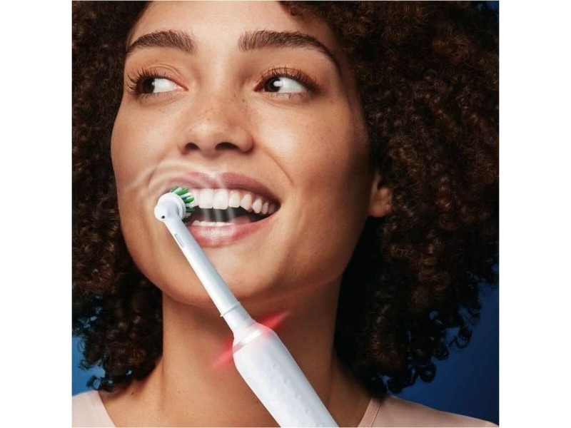 Електрическа четка за зъби Oral-B Pro 3
