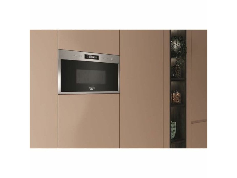 микровълновата фурна Hotpoint