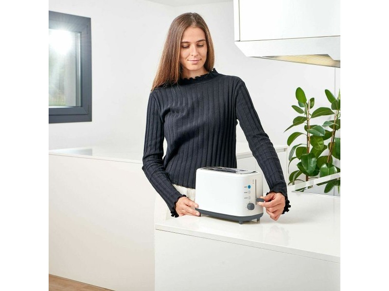 Тостер Black & Decker BXTO820E