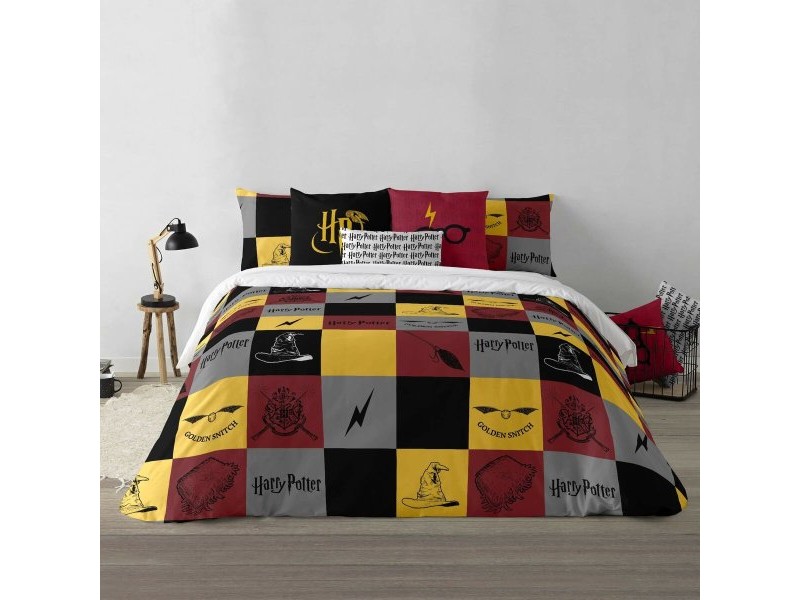 Комплект покривка за завивка Harry Potter Hogwarts Многоцветен 120 легло 200 x 200 cm Комплект покривка за завивка Harry Potter Hogwarts Многоцветен 120 легло 200 x 200 cm