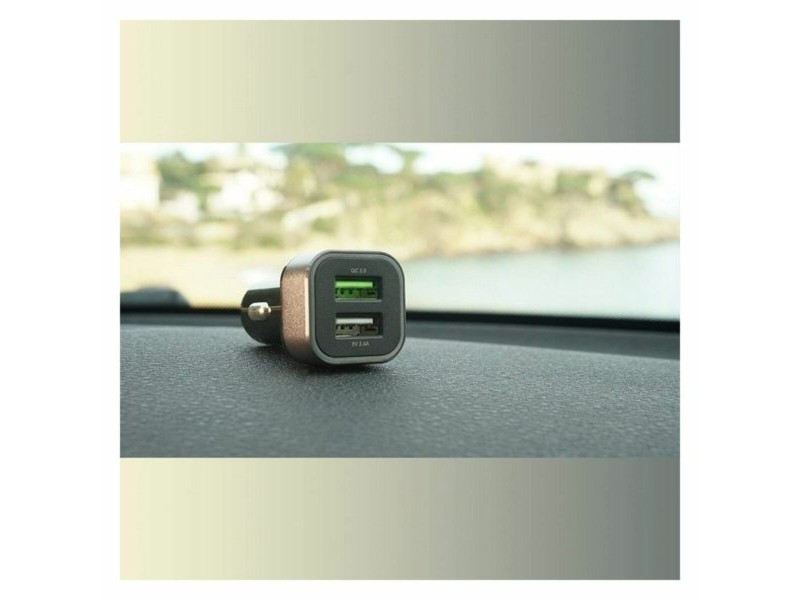 Зарядно за кола ELBE CARG-301-QC 30 W