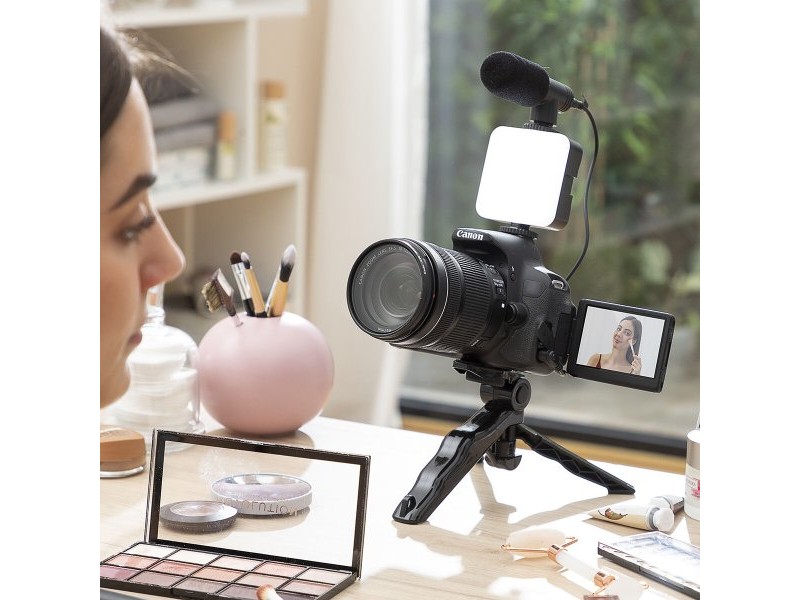 Комплект Vlogging със Светлина, Микрофон и Дистанционно Управление Plodni InnovaGoods 6 Части