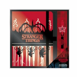 Канцеларски сет Stranger Things 390 g 2 Части