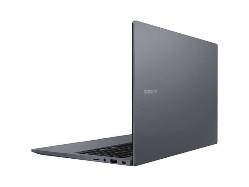 Лаптоп Samsung Galaxy Book4 n-1 15