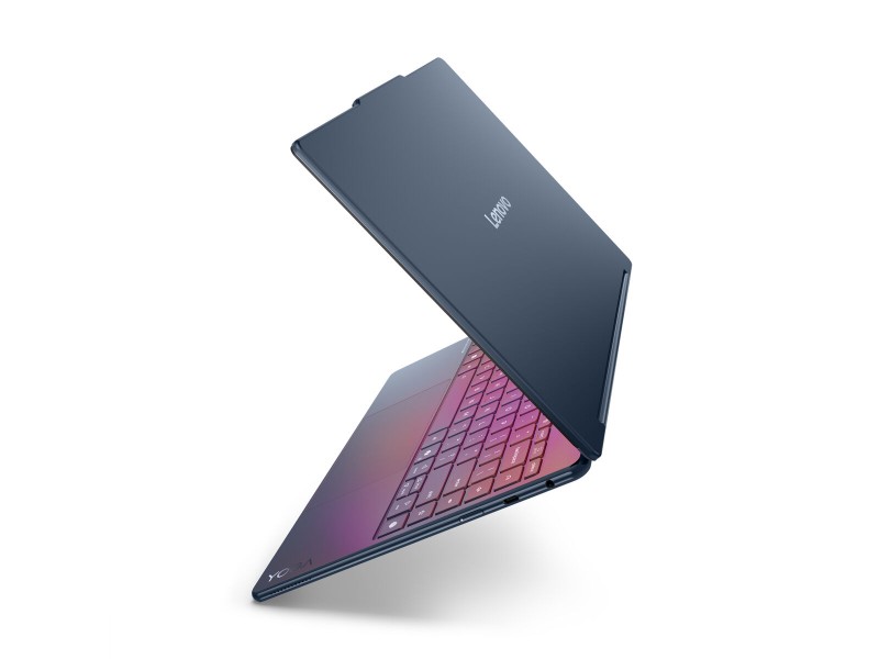 Лаптоп Lenovo 83LC001SSP 14 Intel Core Ultra 7 258V 32 GB RAM 1 TB SSD Испанска Qwerty NaN –  BB Лаптопи